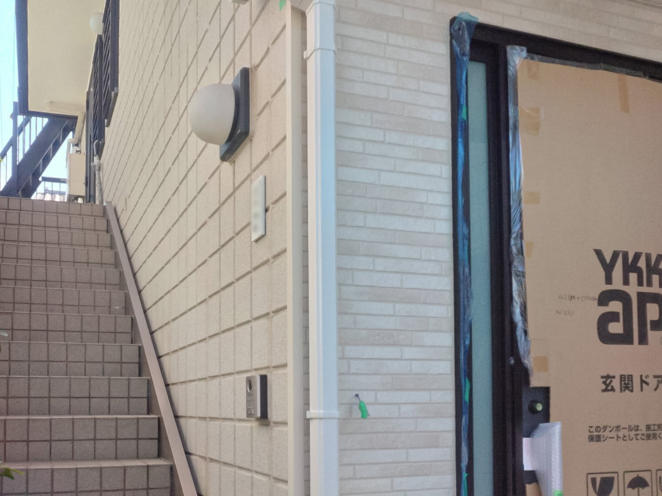 S様邸／外壁・玄関ドアの改修